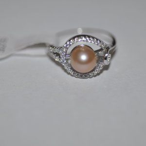 New Sterling pearl ring